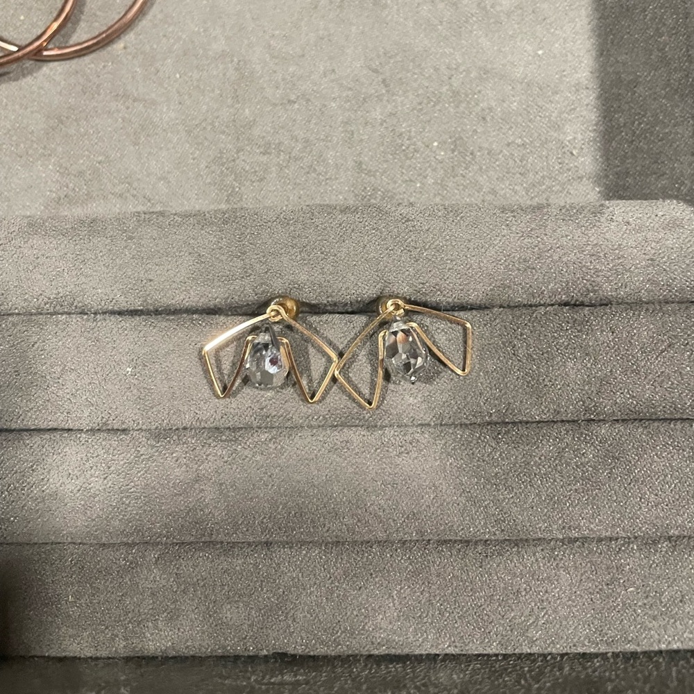 Crystal bee earrings